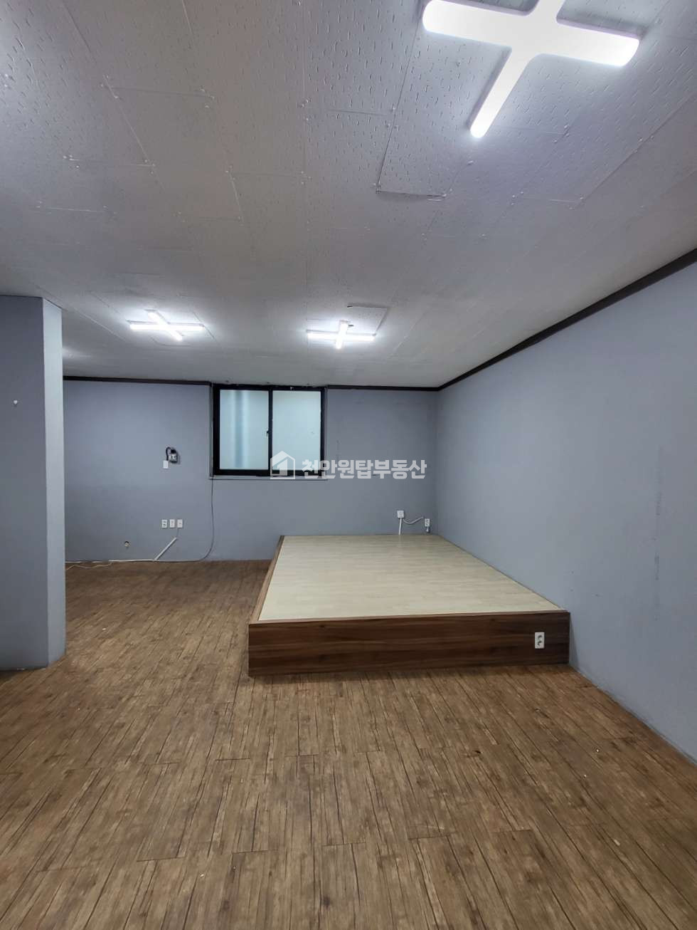 충남 천안서북구 두정동 천안 두정동 먹자골목 내 3층 사무실 월세 매물번호 10016 사진 4