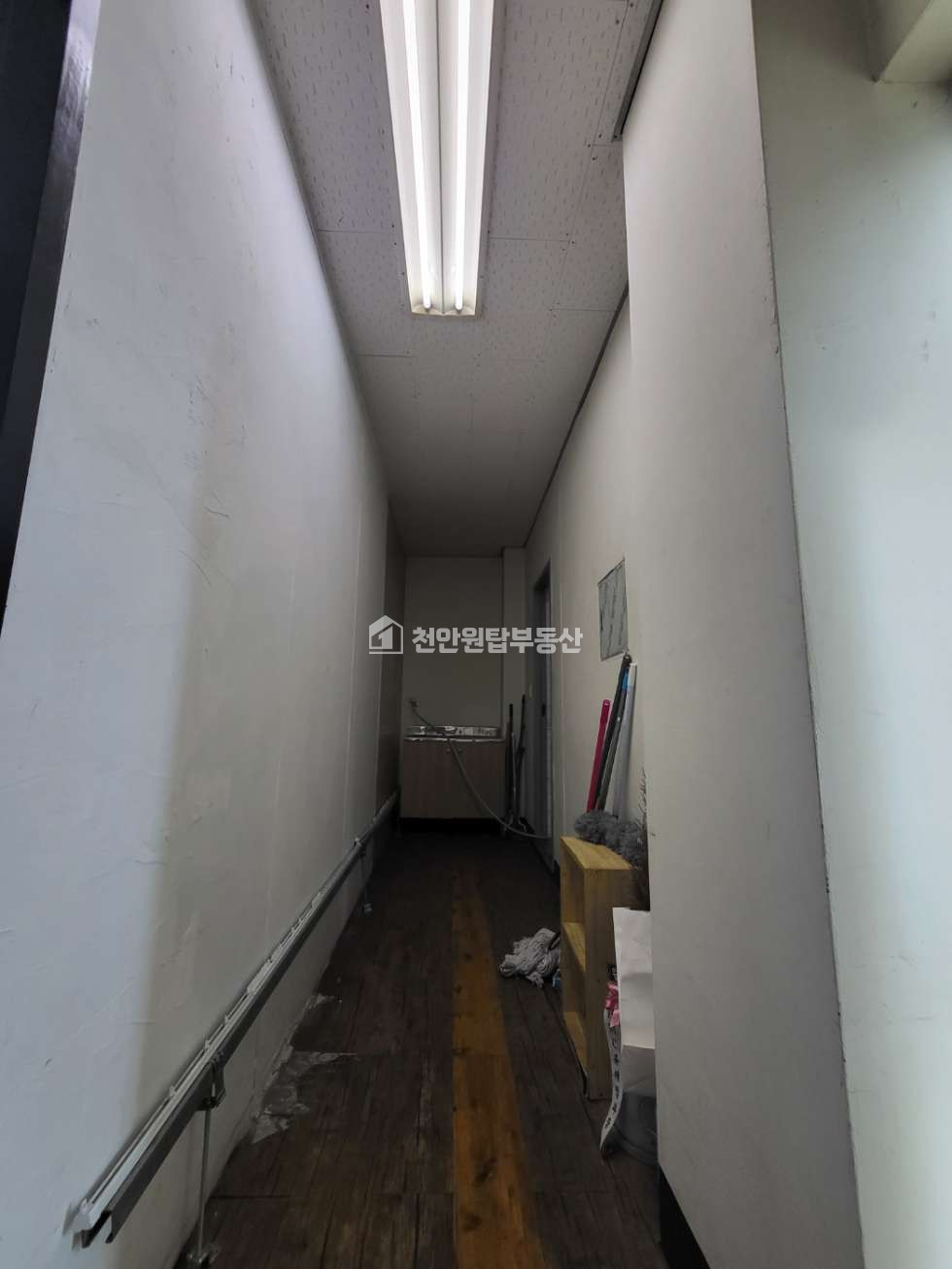 충남 천안서북구 두정동 천안 두정동 먹자골목 내 3층 사무실 월세 매물번호 10016 사진 16