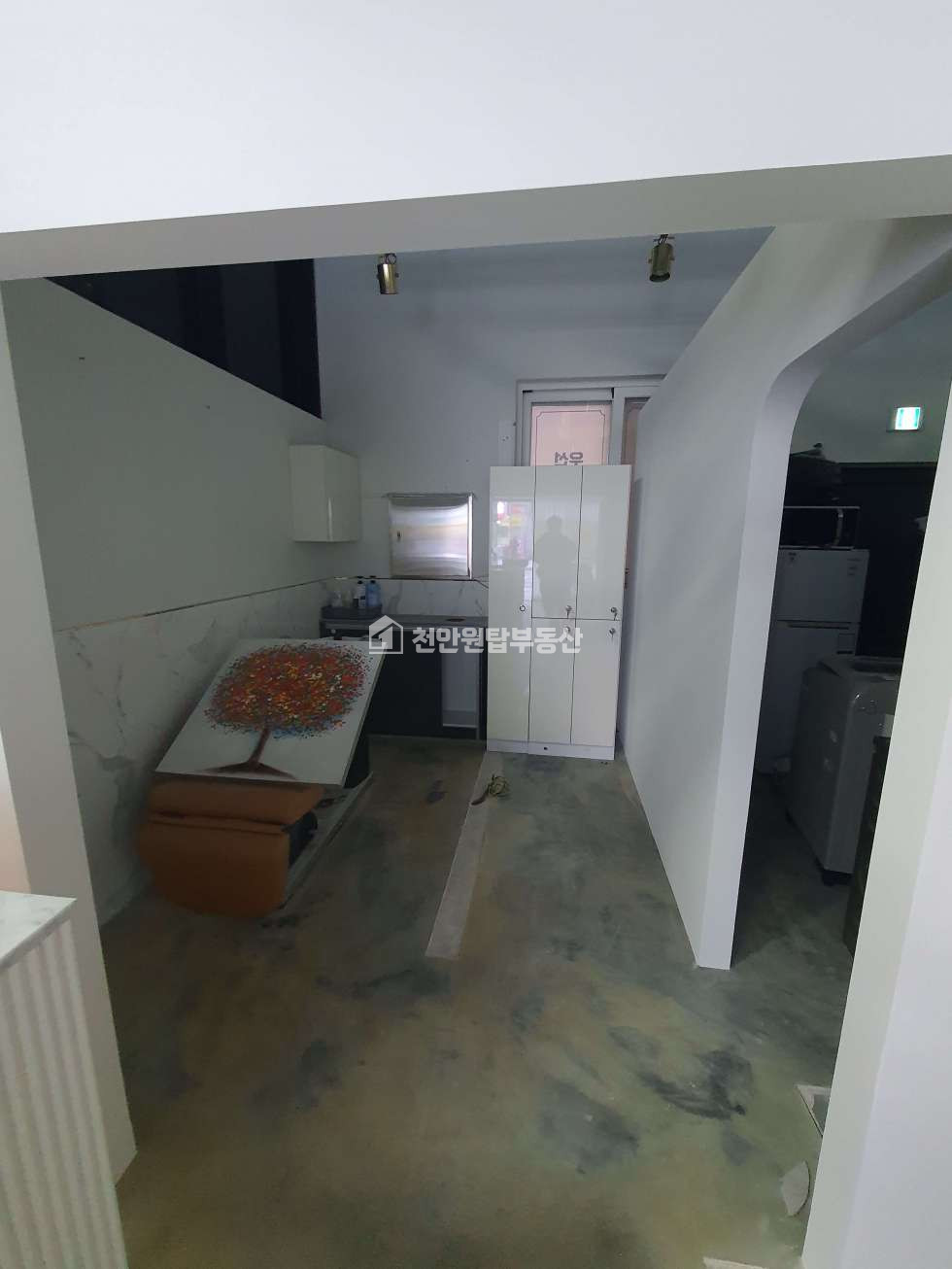 충남 천안서북구 두정동 천안 두정동 대단지 아파트 맞은편 1층 무권리 상가 월세 매물번호 10040 사진 4