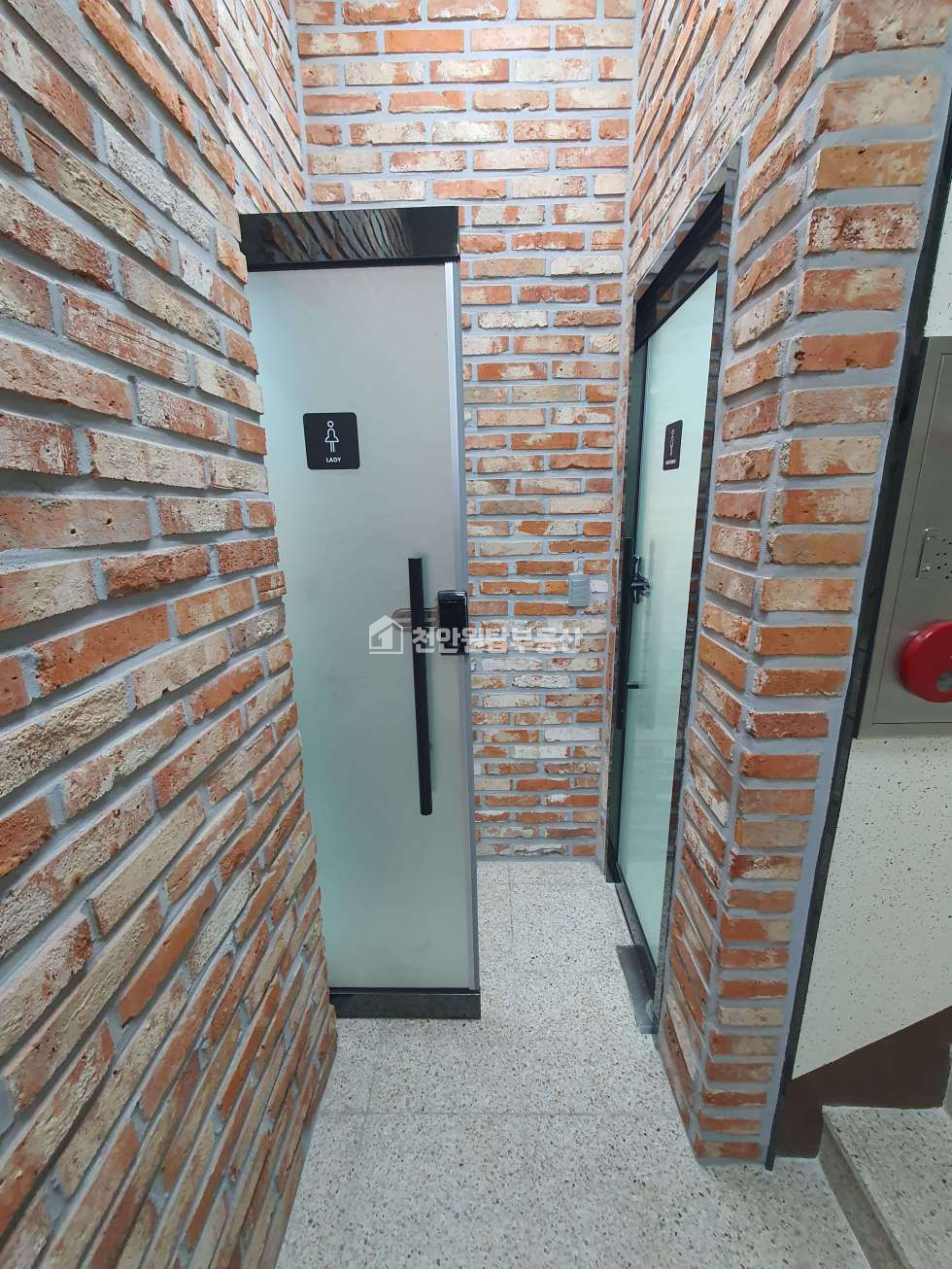 충남 천안서북구 두정동 천안 두정동 두정역 인근 3층 공실상가 월세 매물번호 10046 사진 5