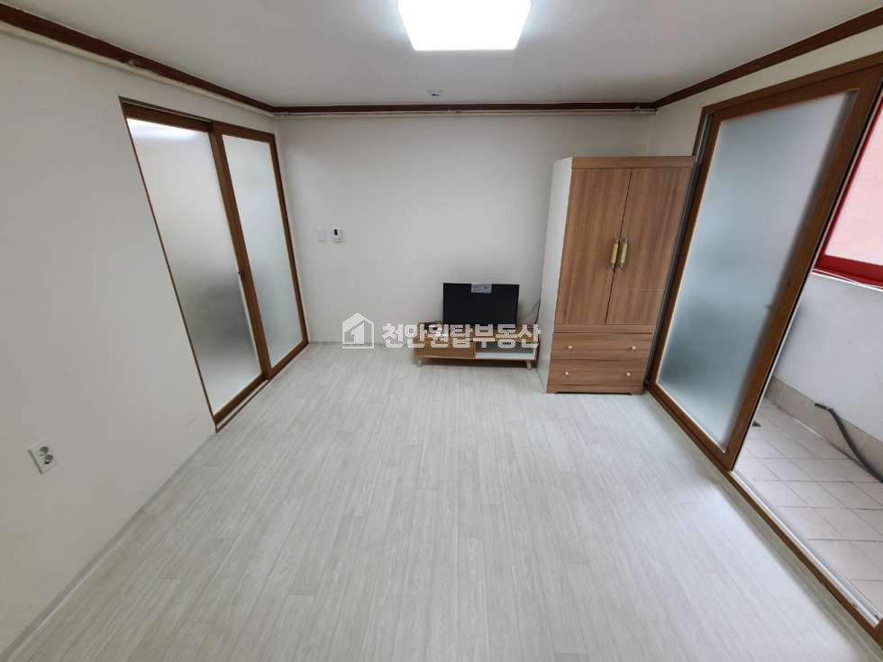 충남 천안서북구 두정동 교통이 편리한 위치 원룸 월세 매물번호 10206 사진 1