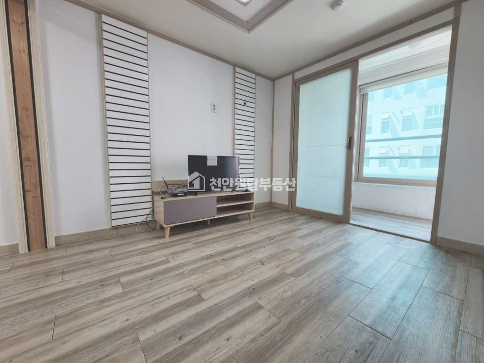 충남 천안서북구 두정동 주거밀집지역 조용한 투베이 월세 매물번호 10324 사진 1