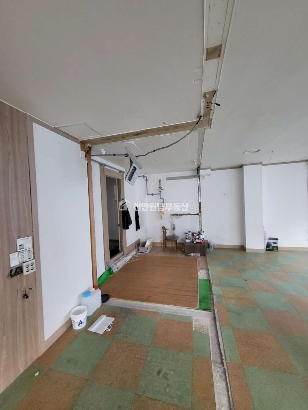충남 천안서북구 쌍용동 천안 쌍용동 대학교인근 2층 상가임대 월세 매물번호 10196 사진 3