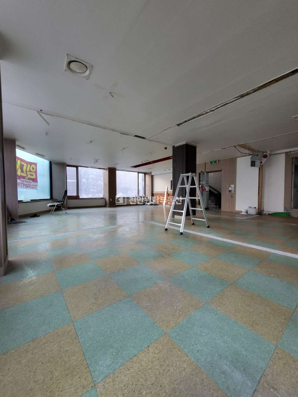 충남 천안서북구 쌍용동 천안 쌍용동 대학교인근 2층 상가임대 월세 매물번호 10196 사진 4
