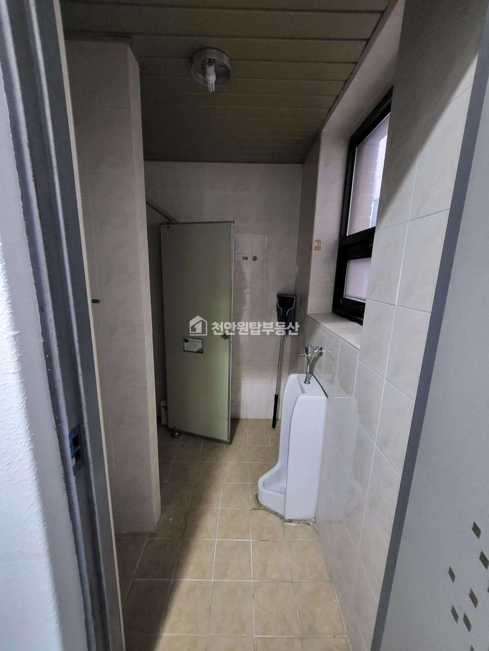 충남 천안서북구 쌍용동 천안 쌍용동 나사렛대학교 먹자골목내에 위치한 2층 상가임대 월세 매물번호 10057 사진 5