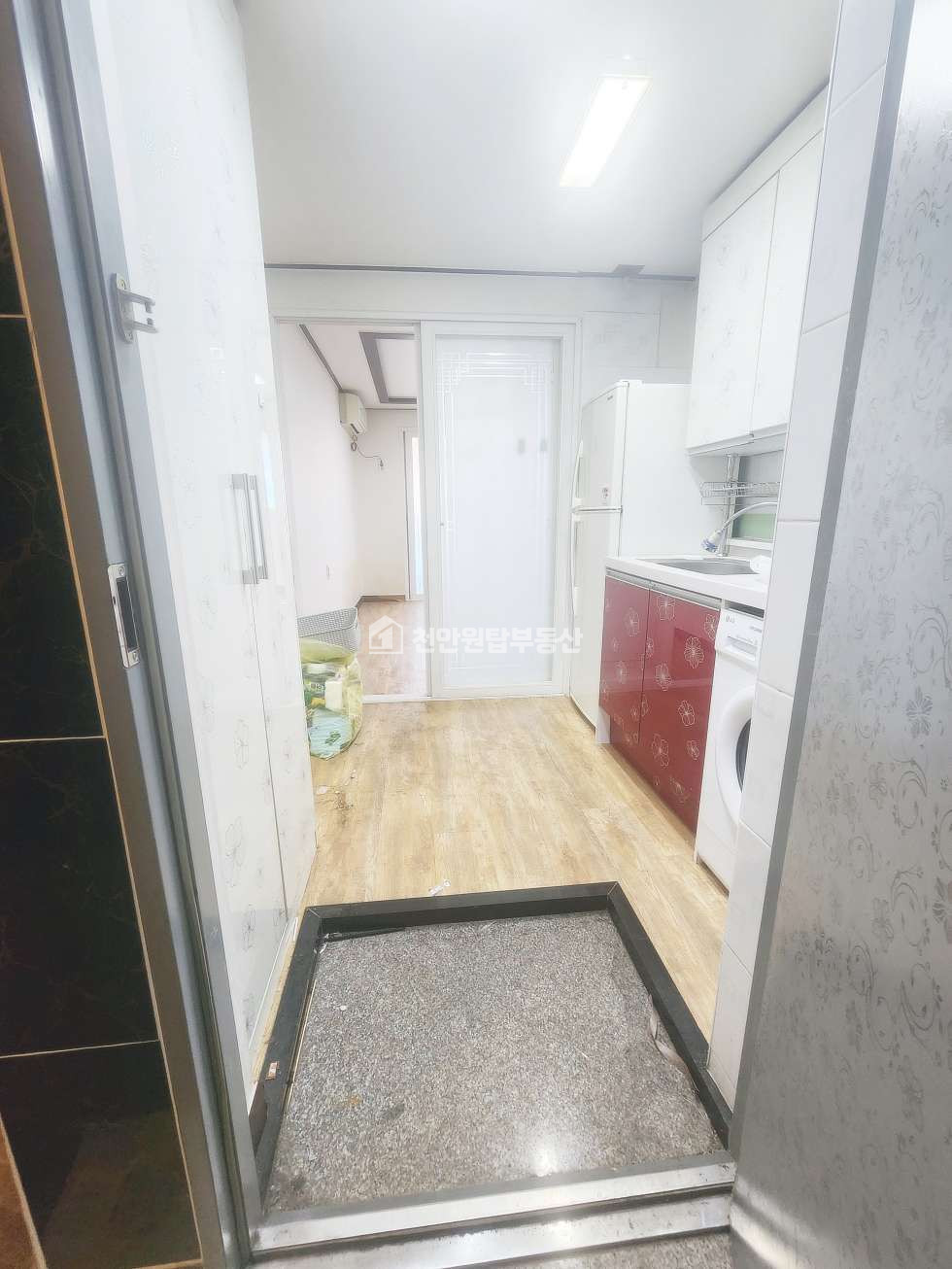 충남 천안서북구 두정동 위치좋은 두정동 투룸 전세 매물번호 10369 사진 1