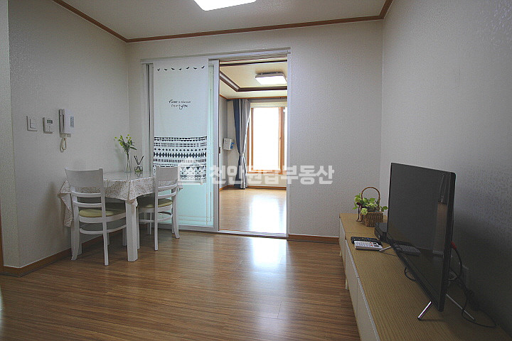 충남 천안서북구 두정동 두정동 깔끔하고 넓은 투룸 월세 매물번호 10396 사진 2