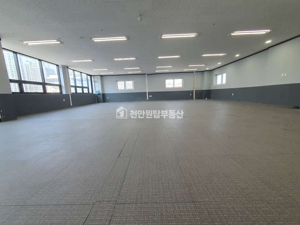 충남 천안서북구 두정동 천안 두정동 사무실,병원 추천 5층 상가 월세 매물번호 10487 사진 3
