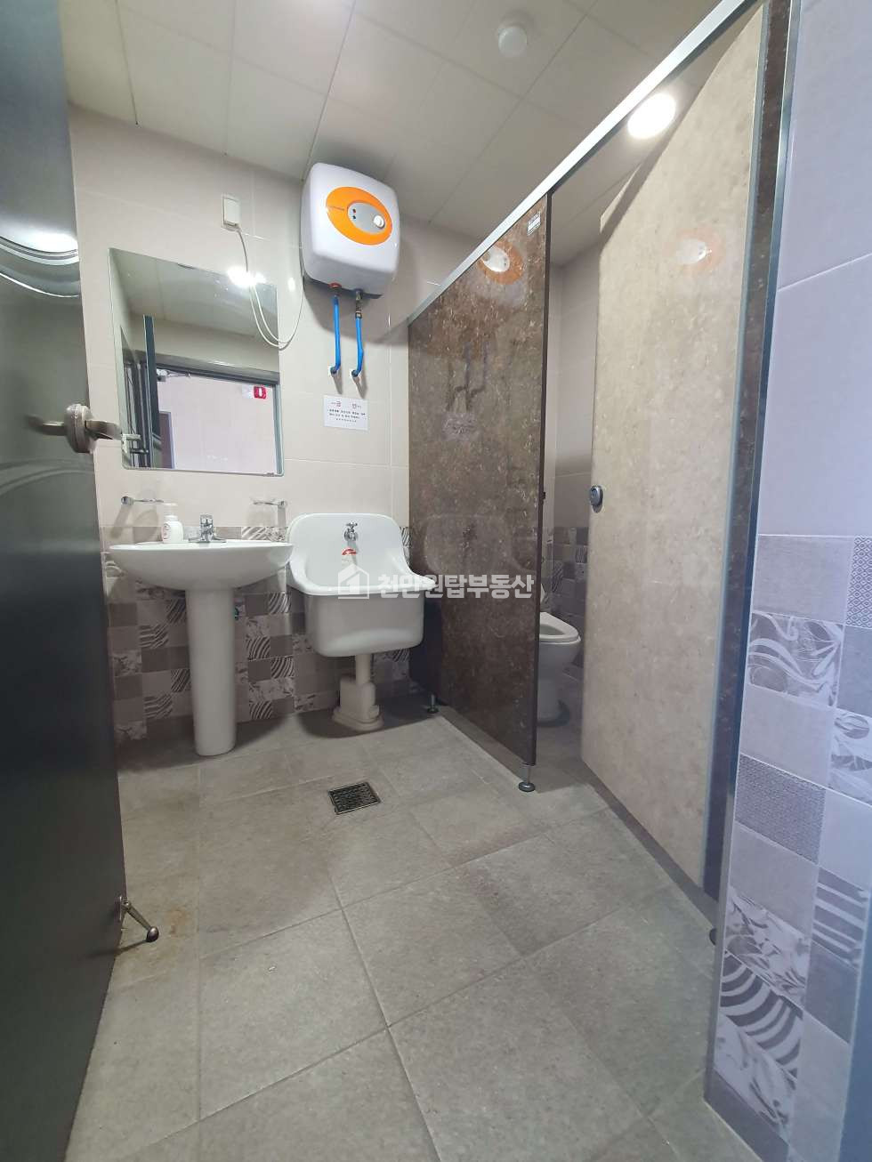 충남 천안서북구 두정동 천안 두정동 사무실,병원 추천 5층 상가 월세 매물번호 10487 사진 5